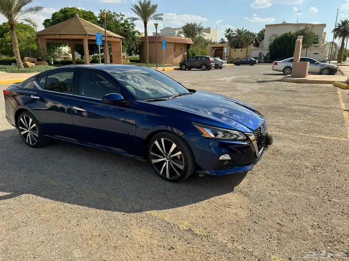 نيسان التيما 2020 للبيع مالك اول 2