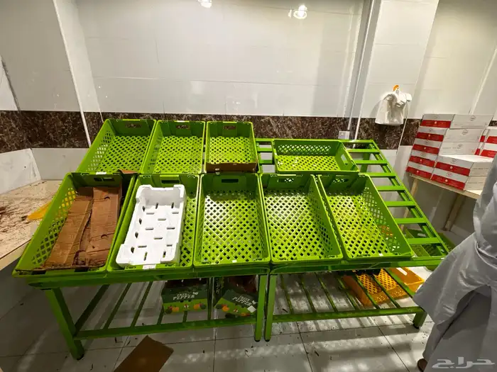 اغراض وديكور كامل محل خضار للبيع الكل 11