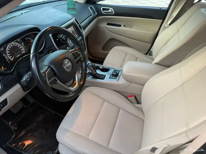 جراند شيروكي مخززن 2020 18