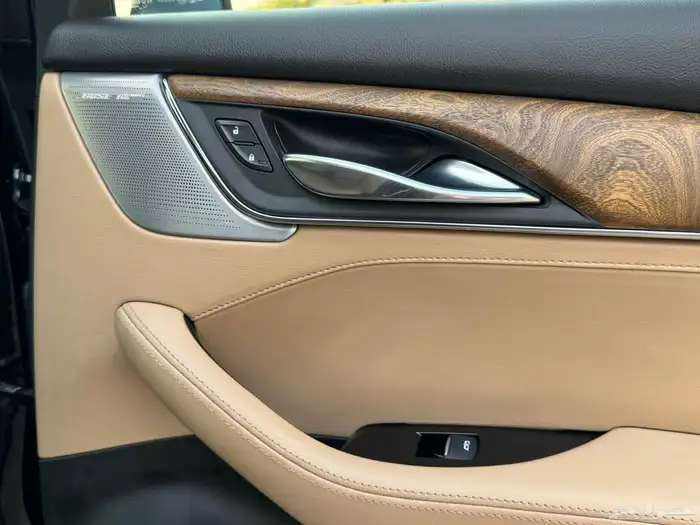 كاديلاك CT5 موديل 2023 اعلى فئة مخزن ممشى 6 الف تحت الضمان 56