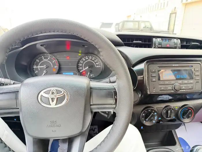 هايلوكس 2021 سعودي نظيف ديزل .. 15