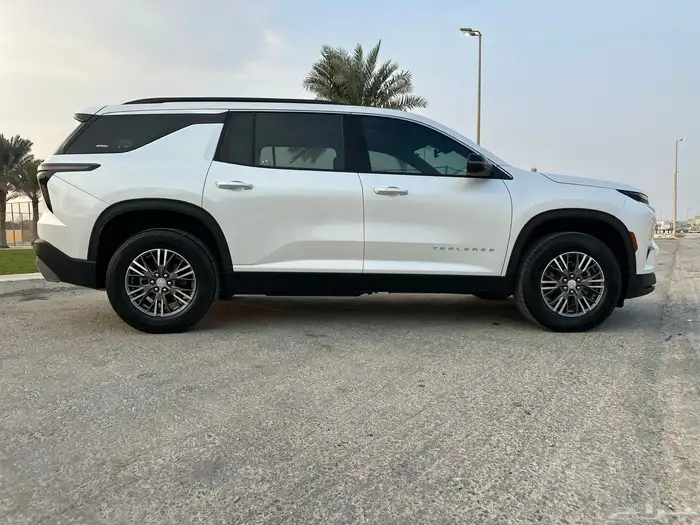 ترافرس LT نظيف جدا وكالة ماشي 2000 كم 2