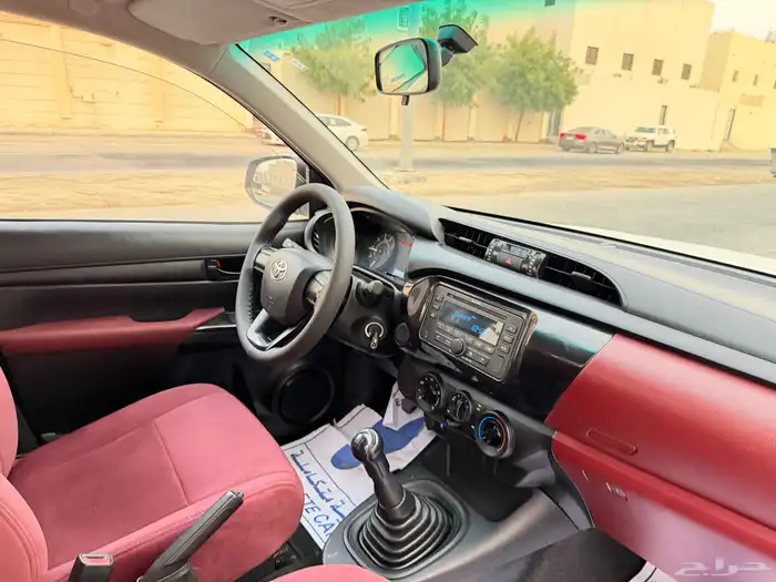 هايلوكس 2021 سعودي نظيف ديزل .. 9