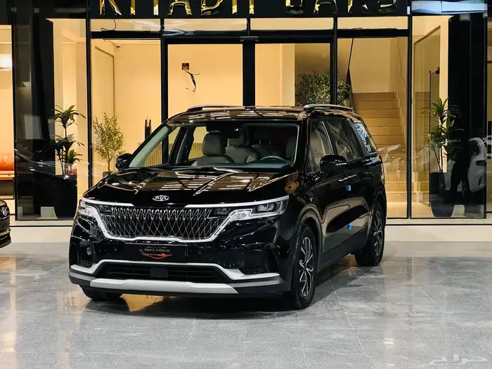 كيا كارنيفال 2021 فل(( بحالة ممتازة )) 2