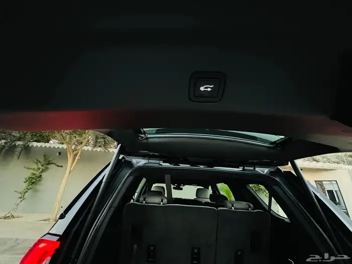 يوكن 2021قصير رمادي SLE 12