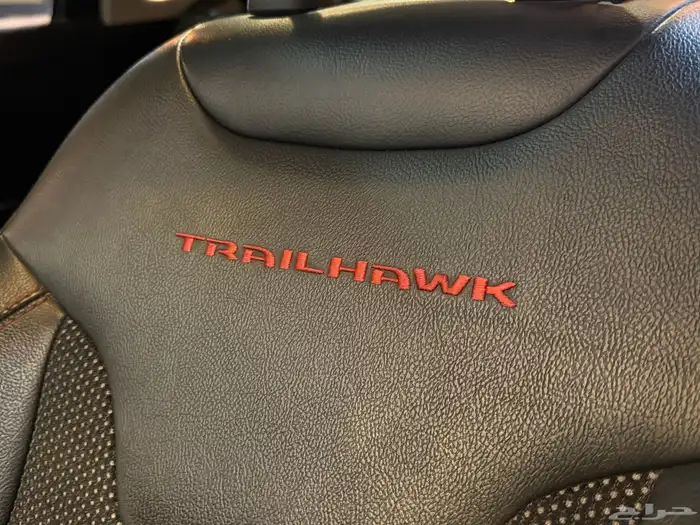 جيب كومباس تريل هوك 2018 (( بحالة ممتازة )) 17