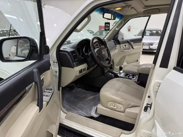 ميتسوبيشي باجيرو 2017 فل كامل مكينه 3800 26