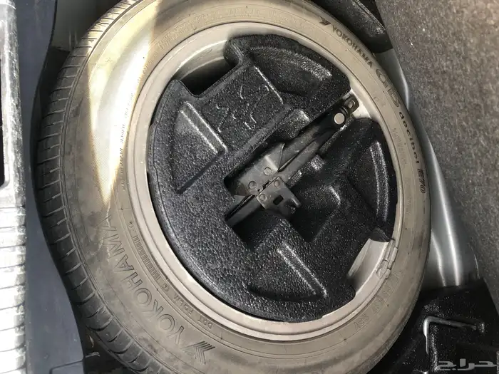 للبيع لكزس es 250 9