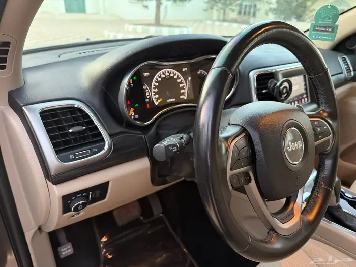 جراند شيروكي مخززن 2020 17