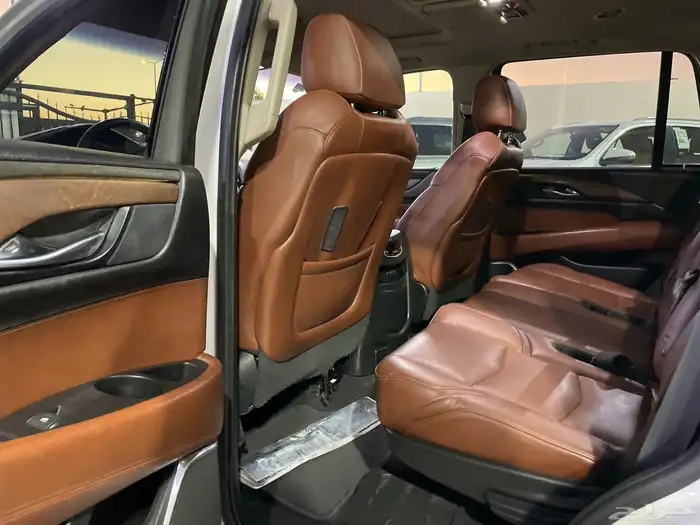 كاديلاك اسكاليد 2019 ممشى 100 الف فقط شرط الشرط اخو الجديد 15