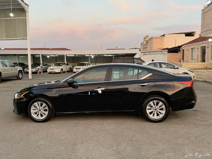 للبيع التيما 2025 ستاندر 3