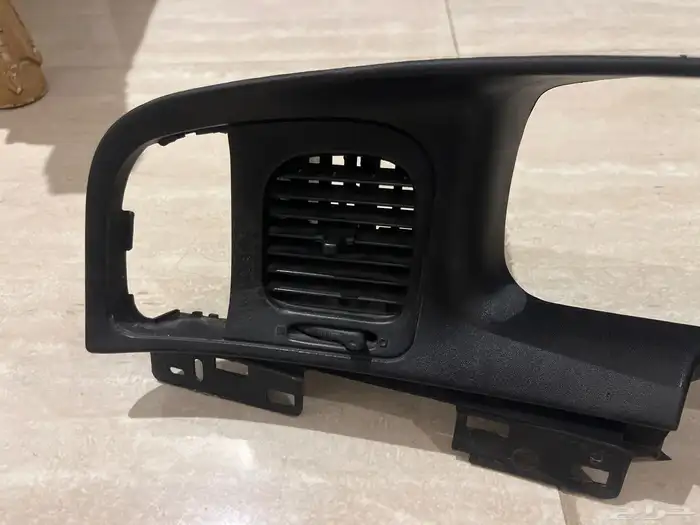 ديكور مكيف فورد كراون فكتوريا 1