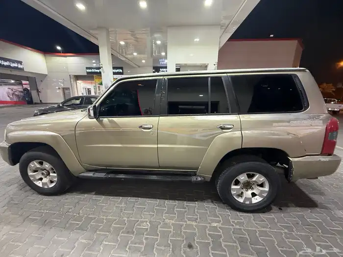 للبيع باترول فتك2008 ذهبي صالون فل كامل تماتيك 4