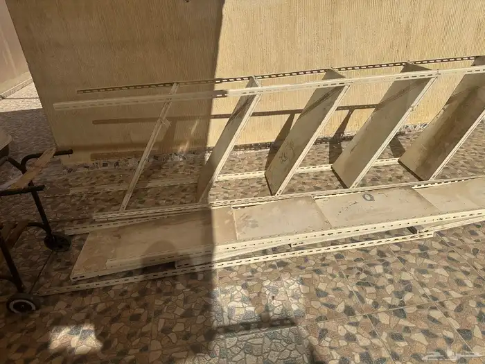 رفوف تتركب 0