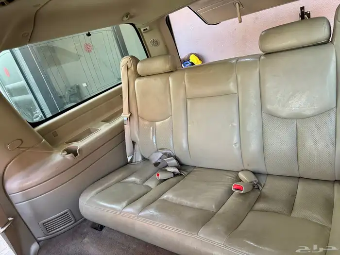 كاديلاك اسكاليد 2005 ممشى قليل مخزن 9