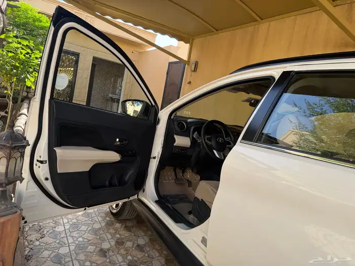 تيوتا راش المديل 2023 ( G ) سعودية عبداللطيف جميل وكالة 36