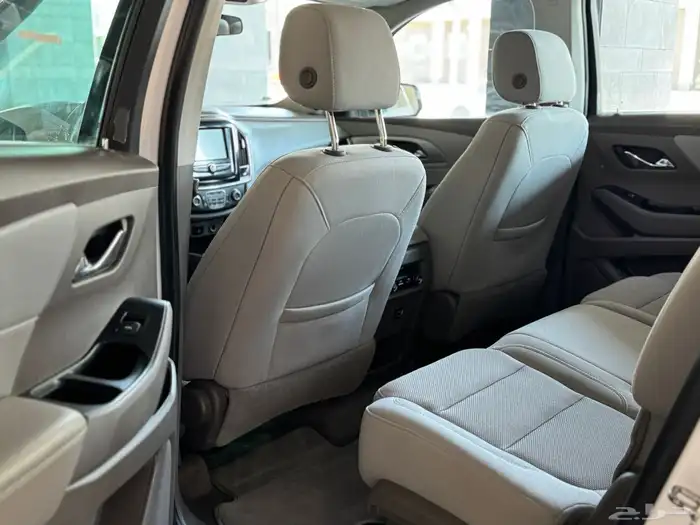 شيفروليه ترافيرس موديل 2018 نظيف جدا 25