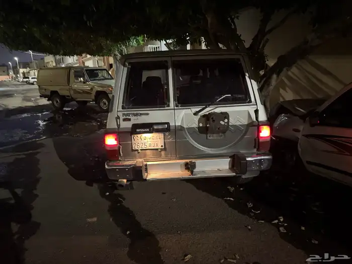 باترول 1991 يحمل لوحه مميزه 5