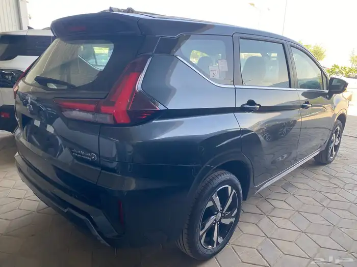 متسوبيشي اكسبندر هاي لاين سعودي 2025 8