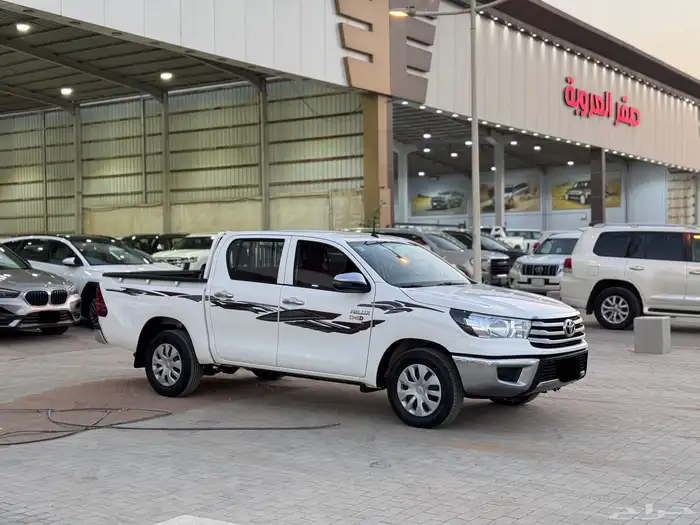 تويوتا هايلوكس 2021 ابيض ديزل جي ال 4