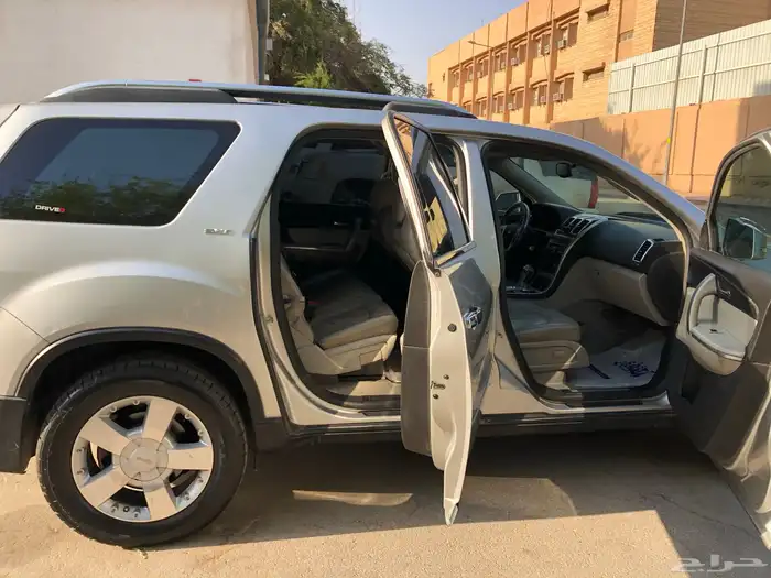 جي ام سي اكاديا 2008 2