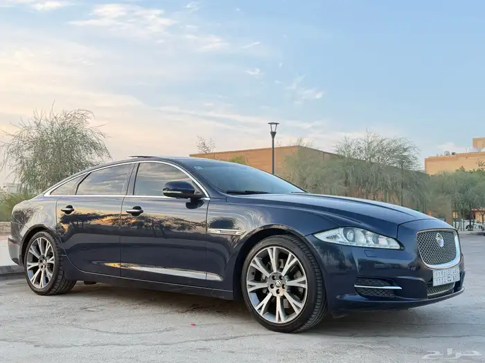 جاكوار XJL Portfolio 2012 فل اطلبية تنفس طبيعي بحالة الوكالة 51