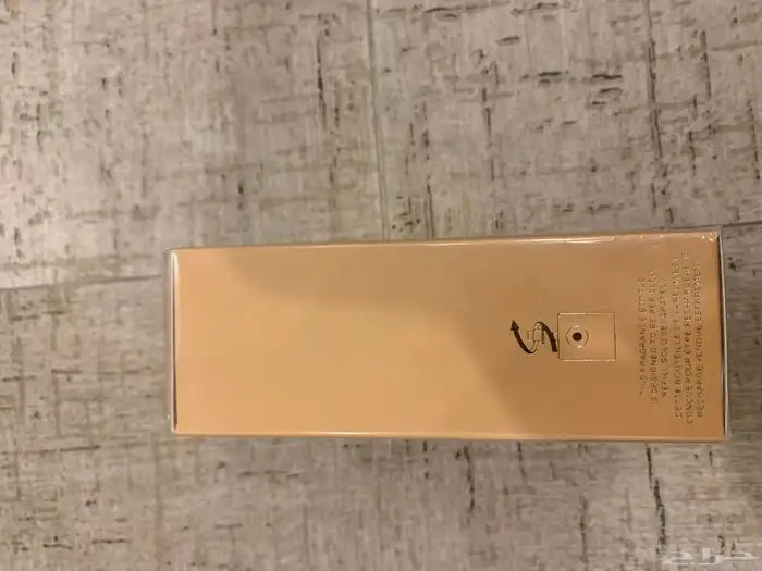 عطرين جديدة و اصليه من Burberry و prada 2