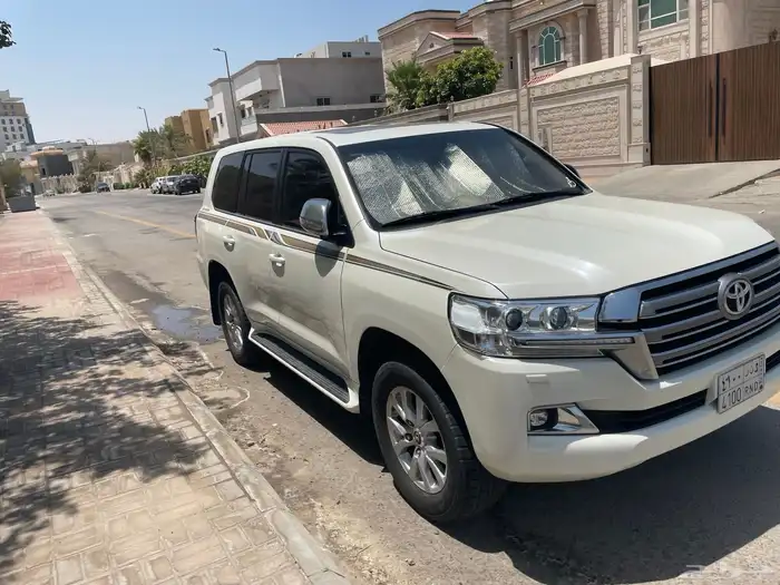 لاندكروزر VXR هدد 2021 5.7 2