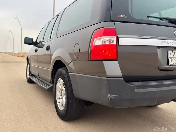 اكسبديشن 2016 دبل بحالة ممتازة 15