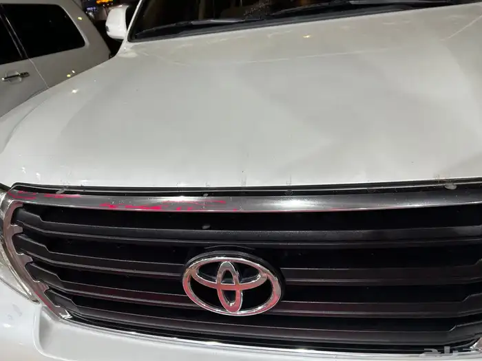 لاندكروزر شمعات 4