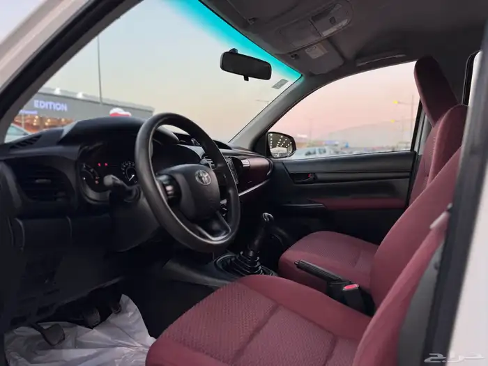 تويوتا هايلوكس 2021 ابيض ديزل جي ال 9