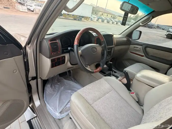 تايوتا لاند كروزر 2004 فل كامل 14