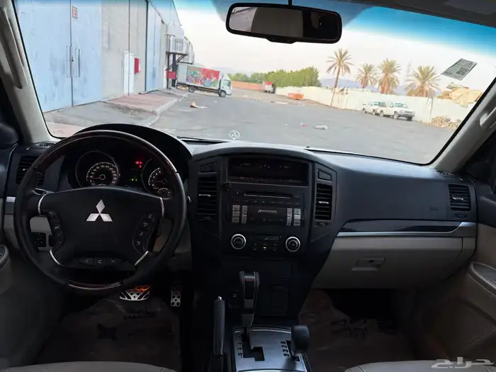 باجيرو 2011 مكينة كبيره فل كامل 5