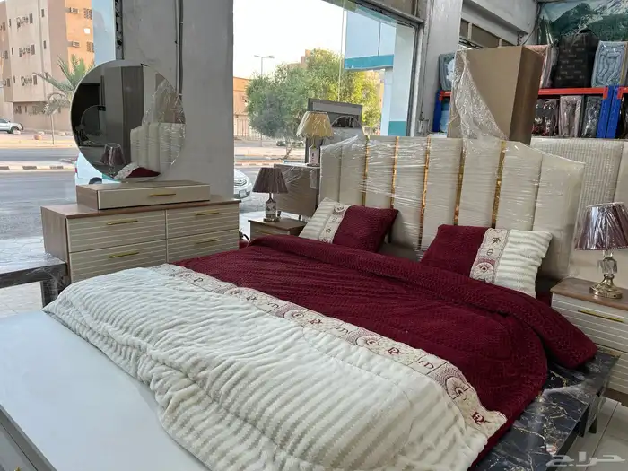 غرف جاهز وتفاصيل نفر ونفر نص ونفرين يوجد لدينا تابي وتمار 3