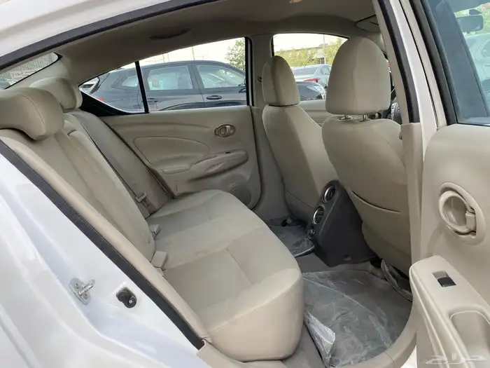 نيسان صني موديل 2023 فل كامل 9