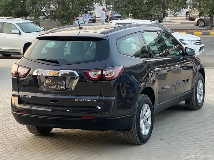 شيفروليه ترافيرس 8