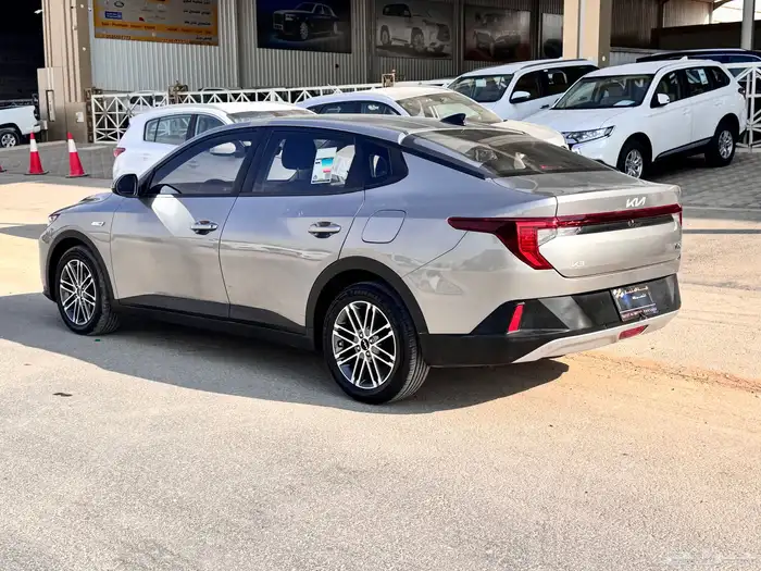 كيا K3 موديل2024- ستاندر مطور 8
