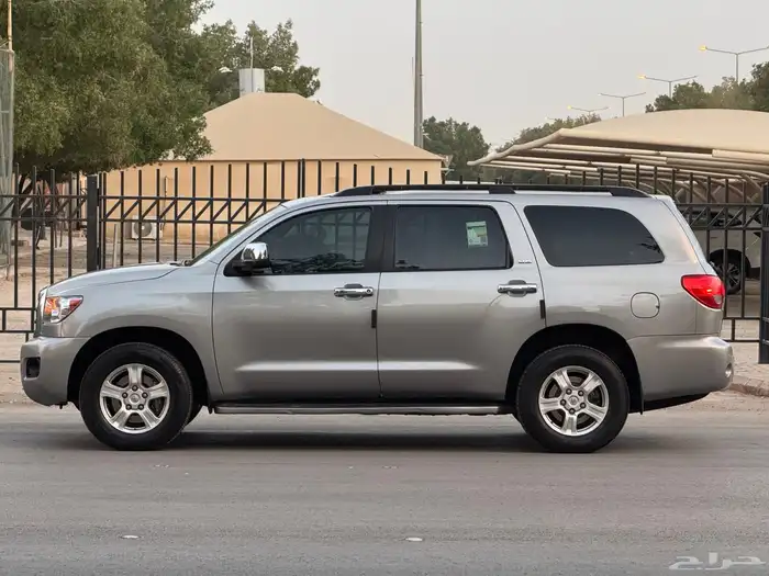 تويوتا سكويا 2009 نص فل سعودي 7