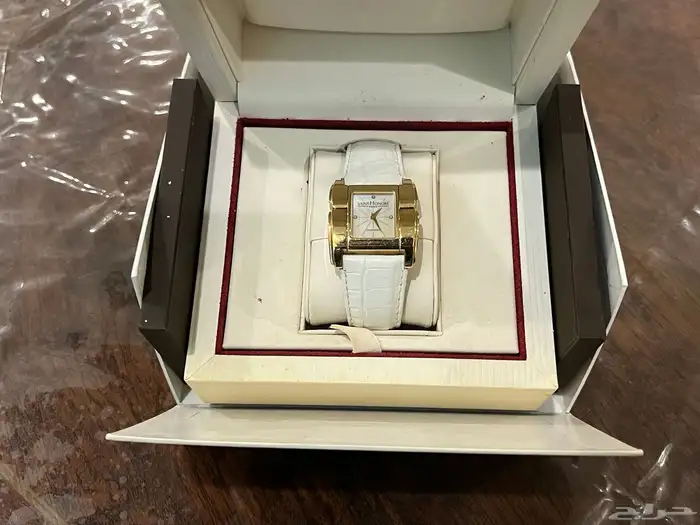 ساعة Saint Honor  Diamond نسائية 1
