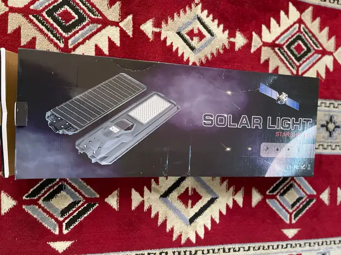 كشافات على طاقة 4