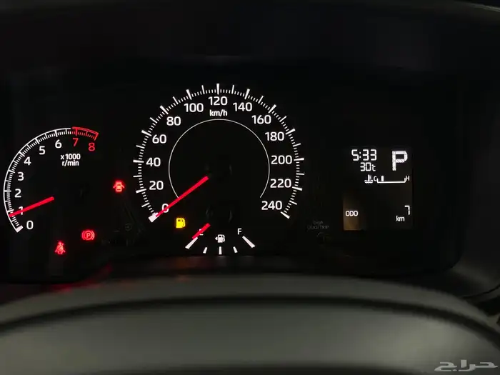 تويوتا كورولا ستاندر 2.0 موديل 2025 8