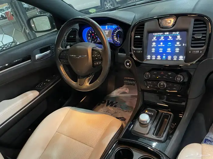 كرايسلر 300S موديل 2021 فل كامل 11