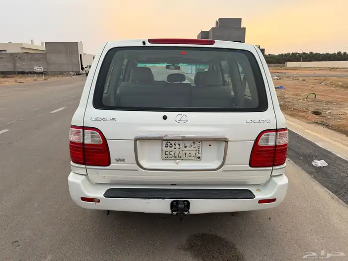 للبيع لكزس 2001 فيه رش خفيف 10