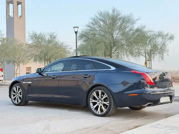 جاكوار XJL Portfolio 2012 فل اطلبية تنفس طبيعي بحالة الوكالة 60
