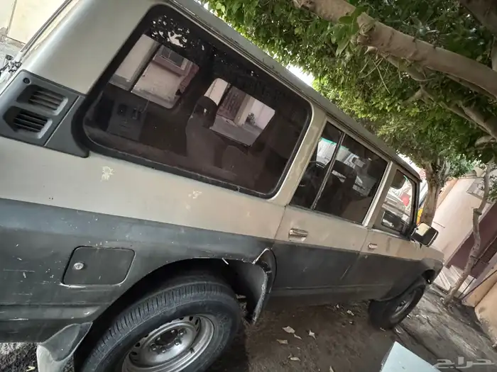 باترول 1991 يحمل لوحه مميزه 1