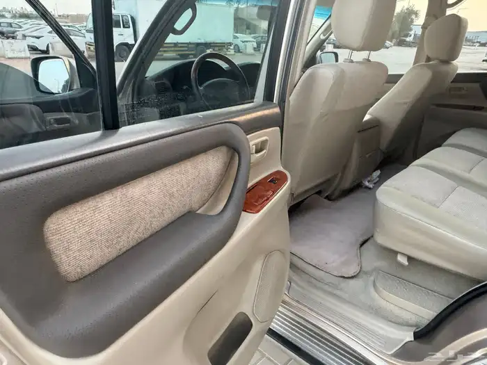 تايوتا لاند كروزر 2004 فل كامل 16