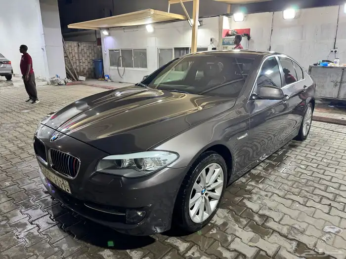 بي ام دبليو الفئة الخامسة 530i 2013 BMW 2