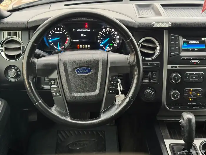 اكسبديشن 2016 دبل بحالة ممتازة 33