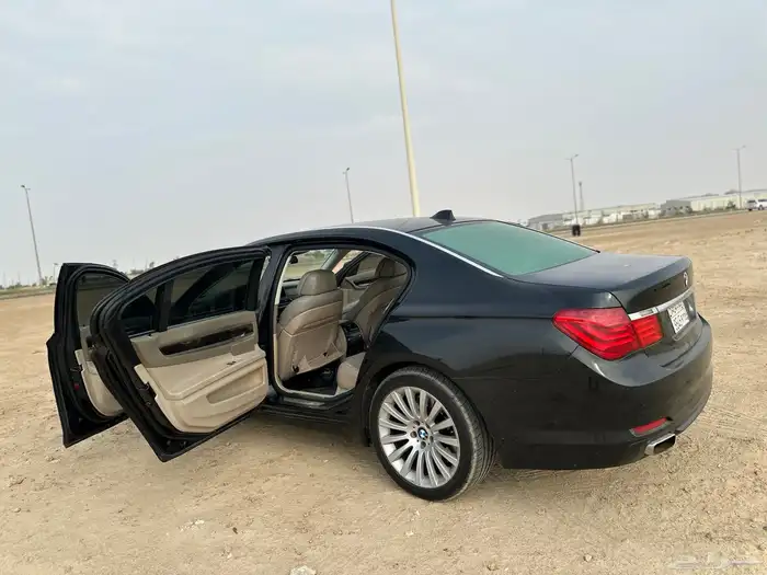 بومبونايت رابغ للبيع بي ام دبليو 1