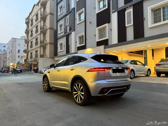 جاكوارEPACE 2018 15